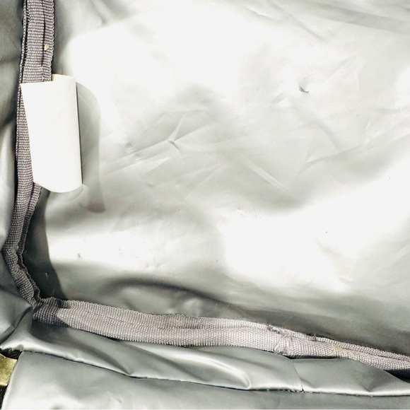 Betsey Johnson Pink Smiley Face Crossbody Lunch Bag Tote - Picture 9 of 10